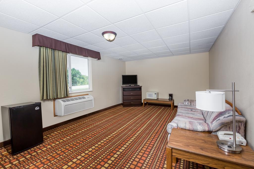 Super 8 By Wyndham Adair Ia Hotel Ruang foto