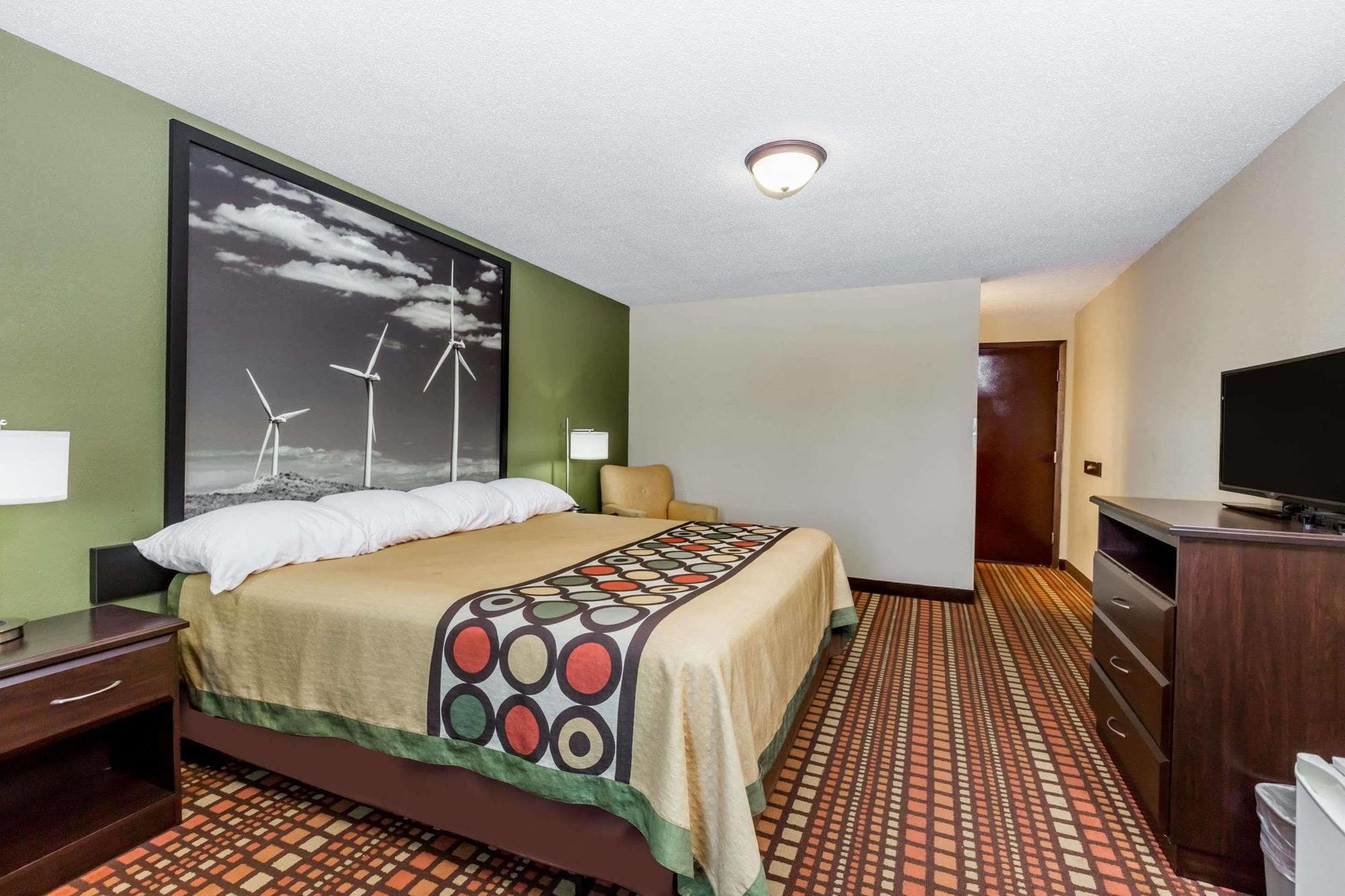 Super 8 By Wyndham Adair Ia Hotel Bagian luar foto